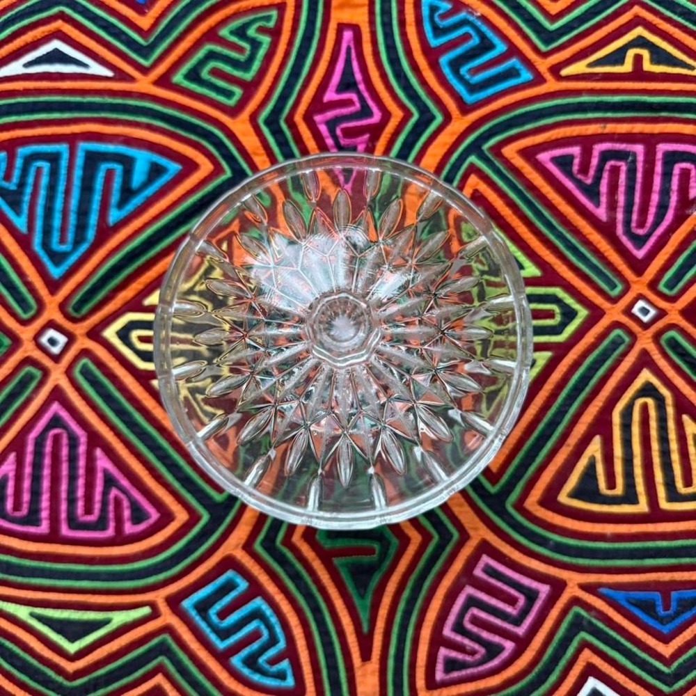 KIG Indonesia‎ (Kimble International Glass) glass decorative vintage bowl